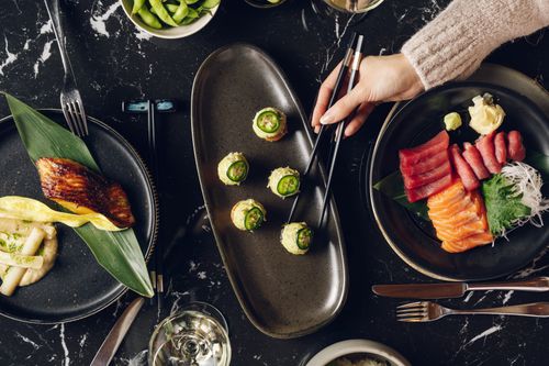 La Muña Omakasa Style | 4 Gänge exklusive Getränke (2 Personen)