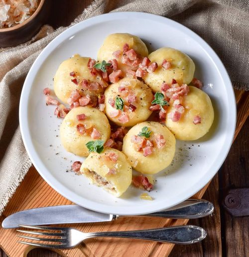 Dein Gutschein für 2 Knödelteller deiner Wahl!