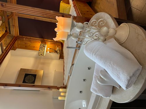 Romantisches Badevergnügen für zwei