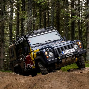 Off-road Training with Land Rover Defender