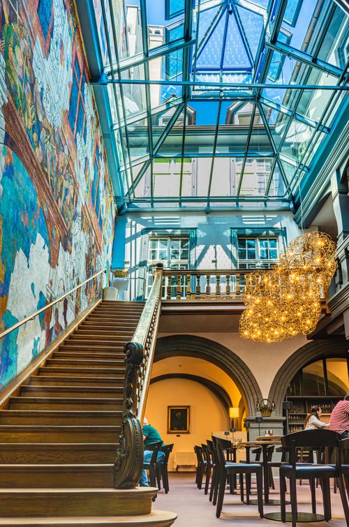 Royal Afternoon - Tea